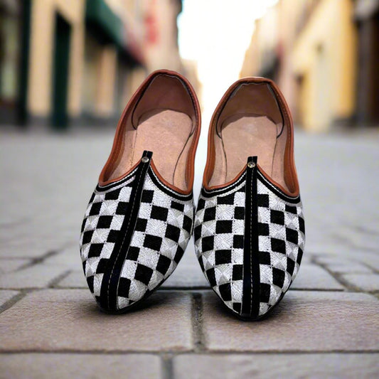 Black & White Checkered Mojdi #MM110